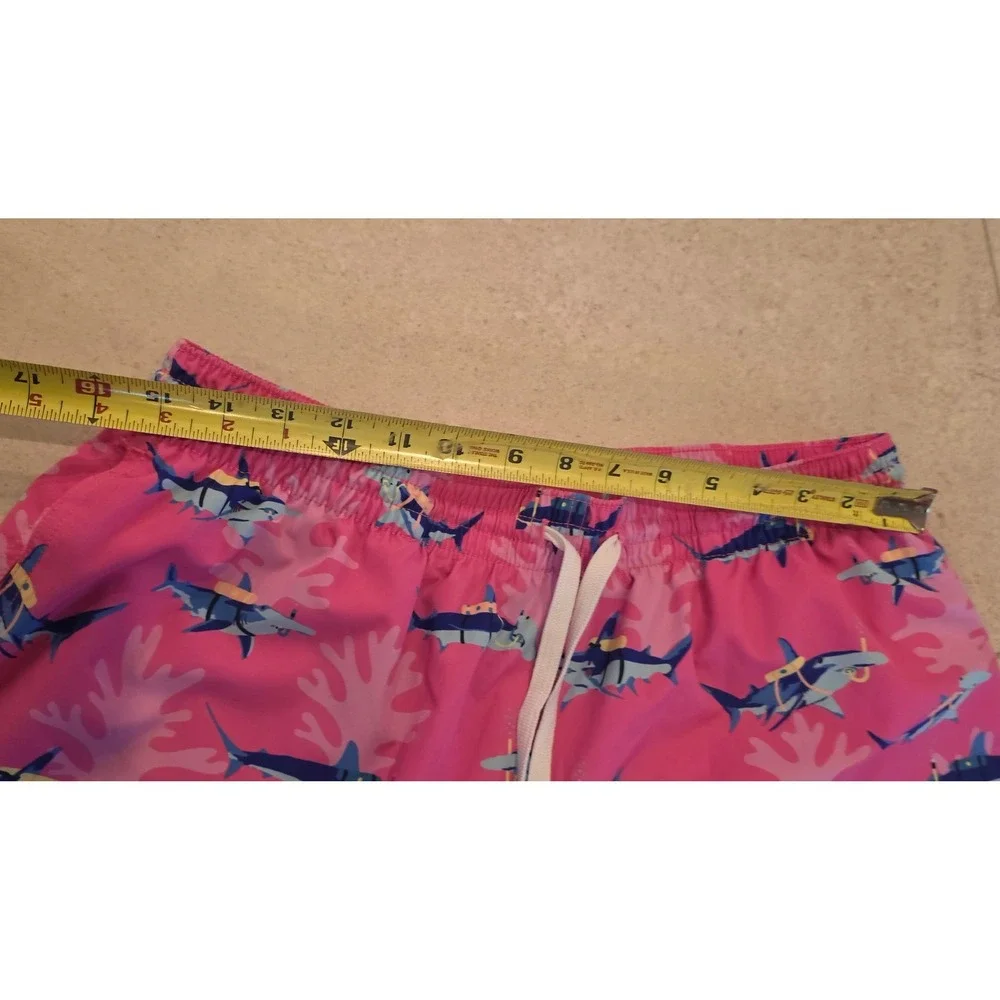 Chubbies Mens Pink Scuba Sharks Swim Trunks XL preppy coastal Beachy vacation